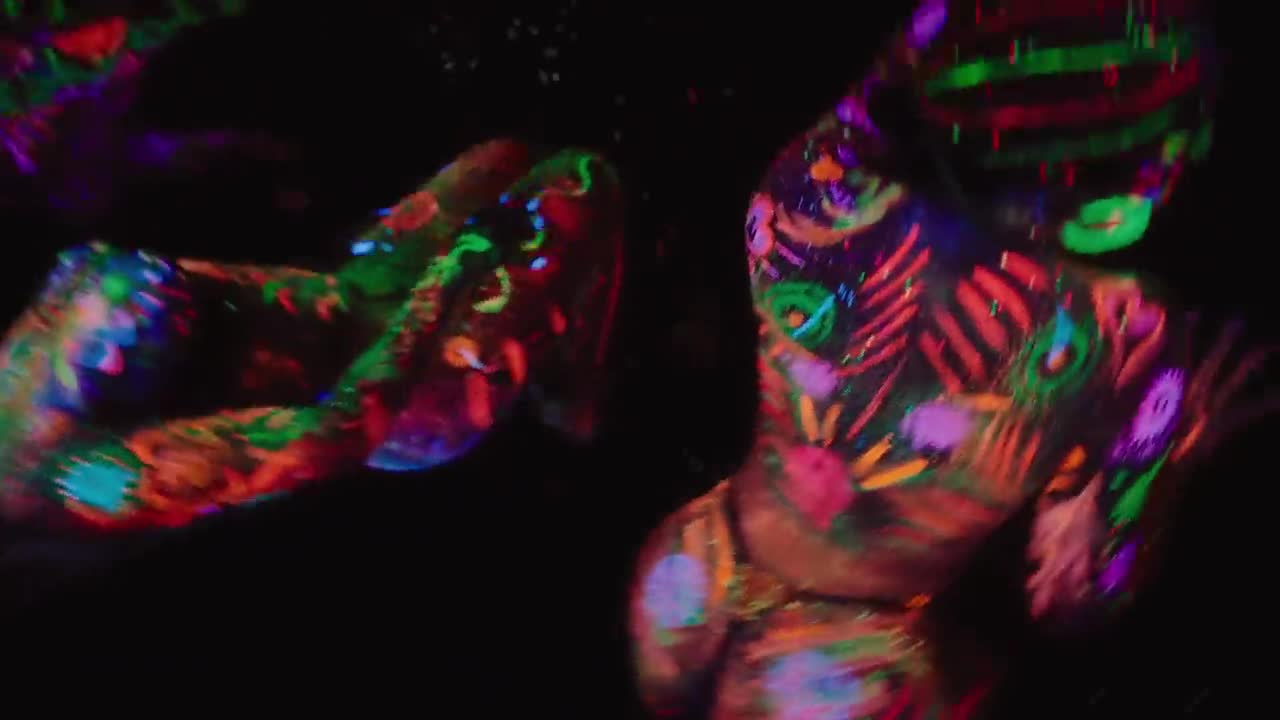 24kGoldn - Company