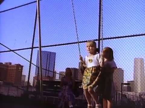 Alan Jackson - Livin’ on Love