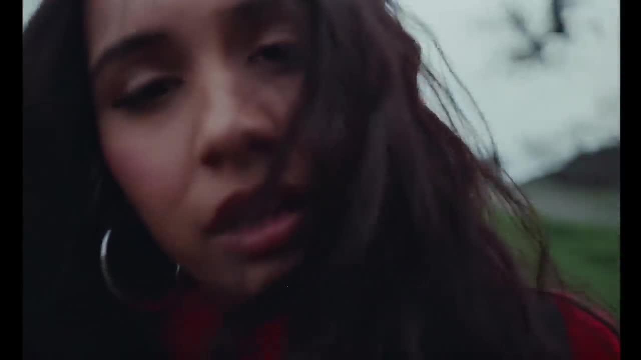 Alessia Cara - Out of Love