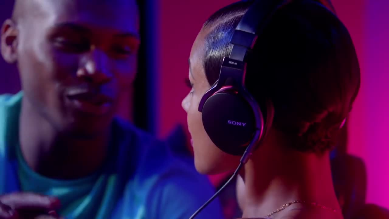 Alicia Keys - Girl On Fire
