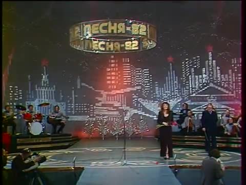 Алла Пугачёва - Старинные часы
