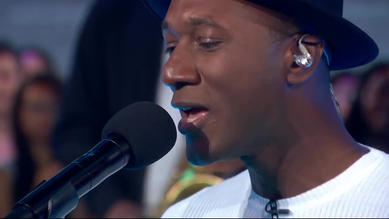 Aloe Blacc - SOS