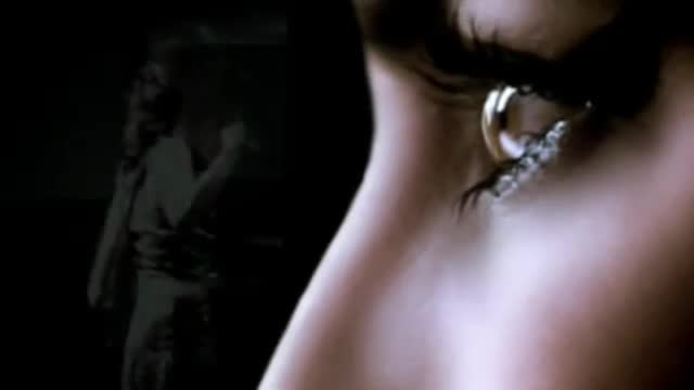 Amy Winehouse - Love Is a Losing Game