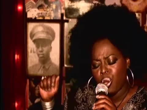 Angie Stone - No More Rain