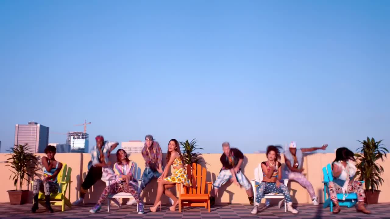 Ariana Grande - Baby I