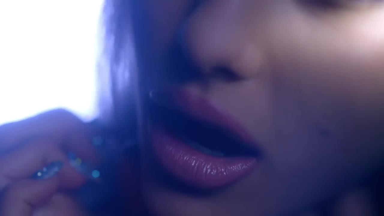 Ariana Grande - Focus