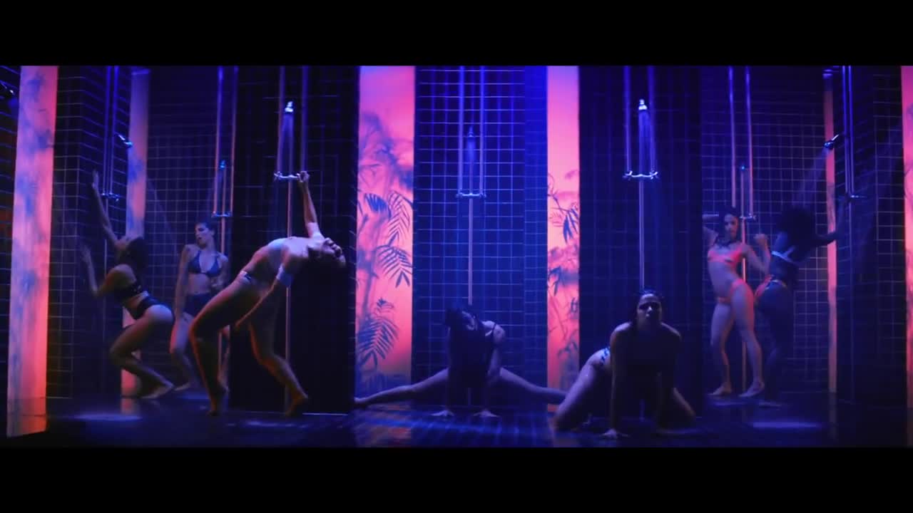 Ariana Grande - Side to Side (with spoken intro)
