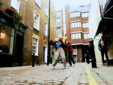 Atomic Kitten - Right Now