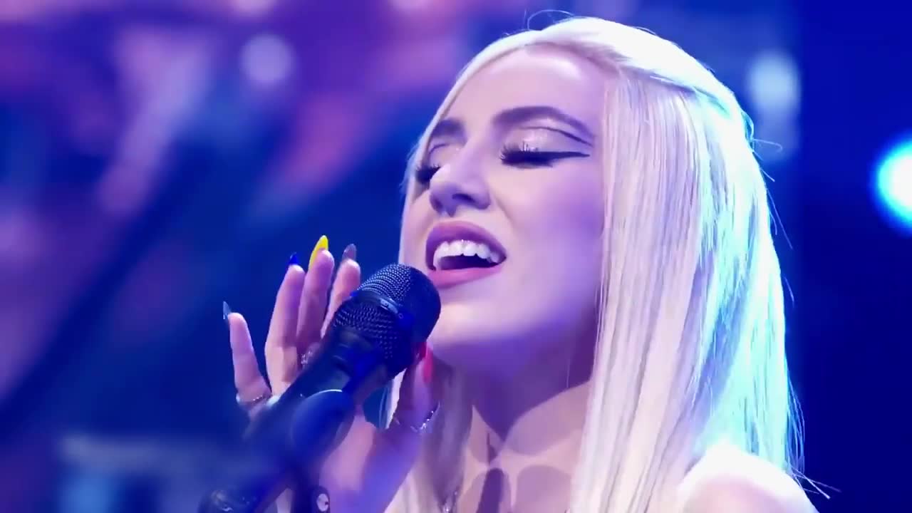 Ava Max - Born to the Night