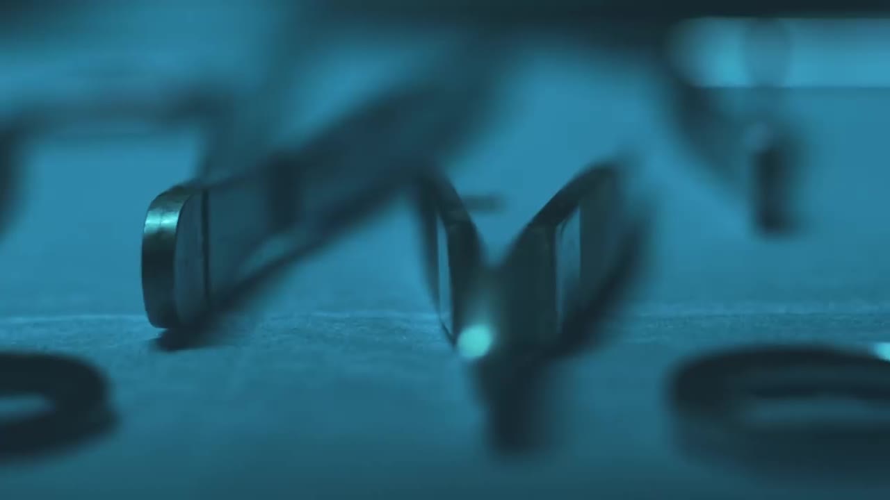 Avicii - Silhouettes