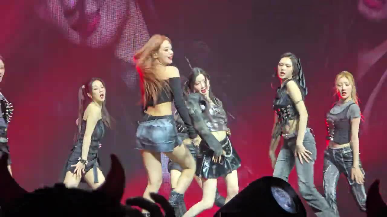 BABYMONSTER - 2NE1 MASHUP