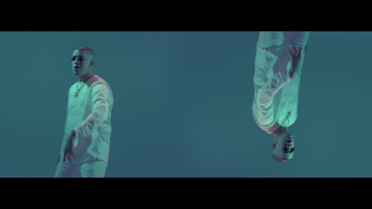 Bad Bunny - Ahora Me Llama