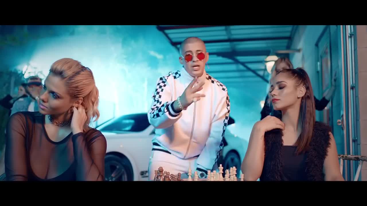 Bad Bunny - Fantasía