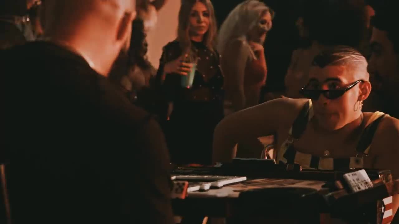 Bad Bunny - MIA