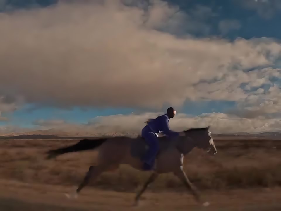 Bad Bunny - NADIE SABE