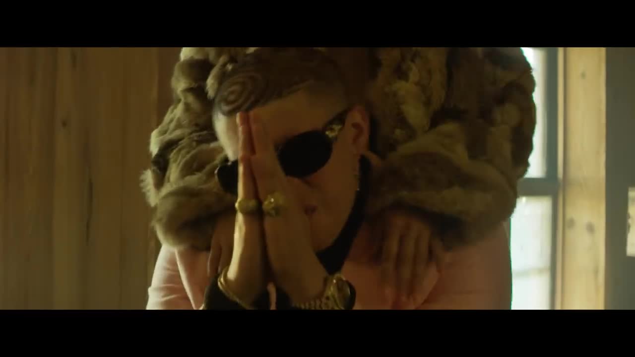 Bad Bunny - Tu No Metes Cabra