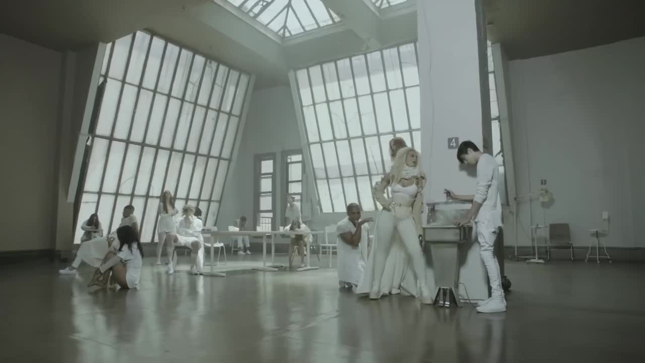 Bebe Rexha - I’m a Mess