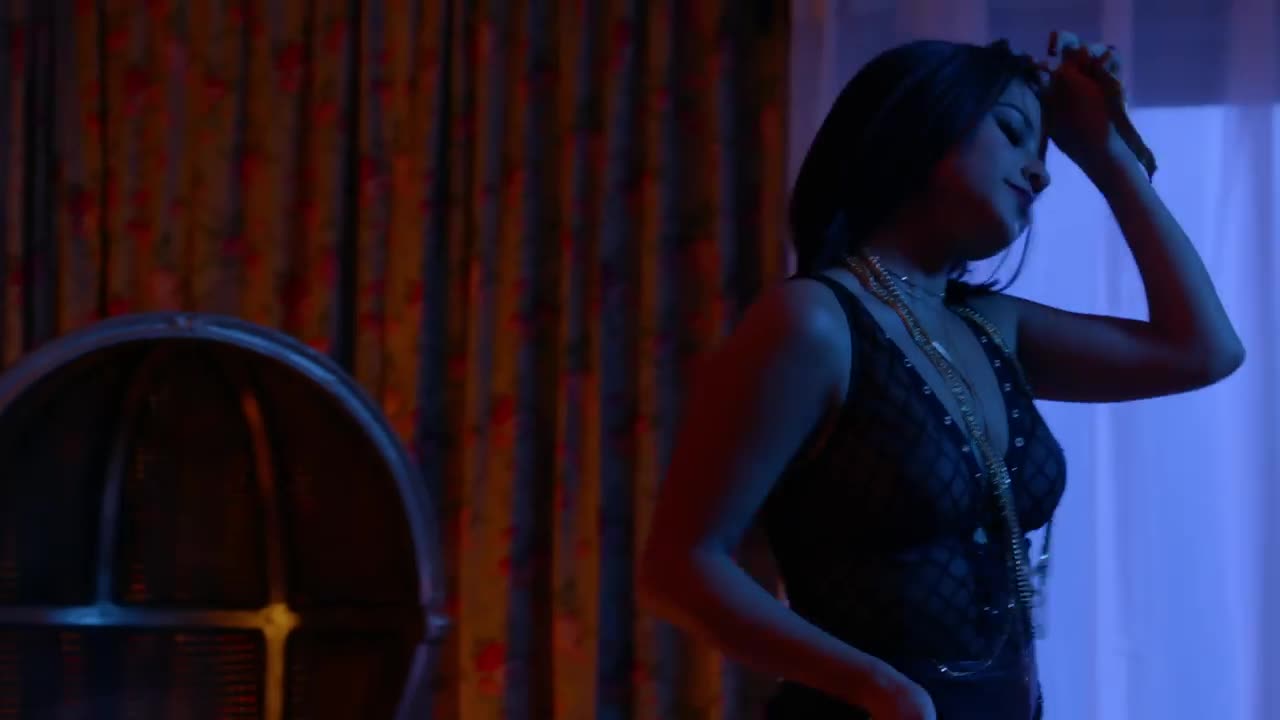 Becky G - Mayores