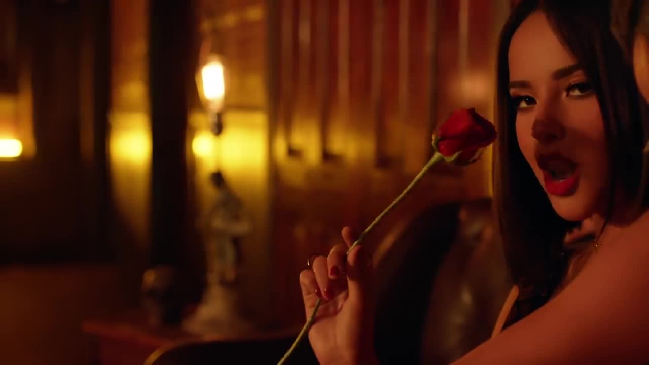 Becky G - Mayores
