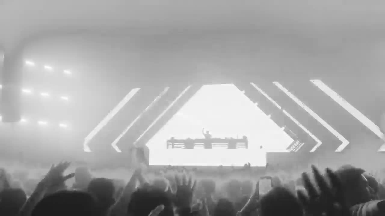 Benny Benassi - Satisfaction
