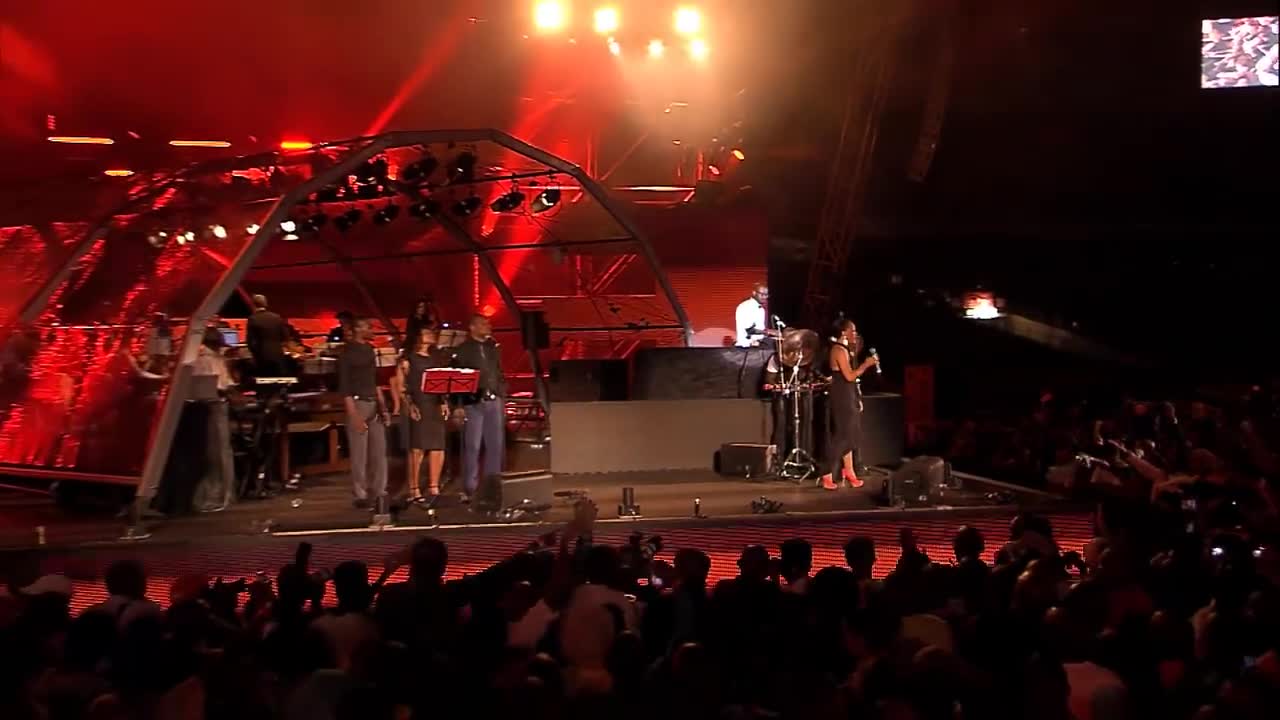 Black Coffee - Superman (feat. Bucie)
