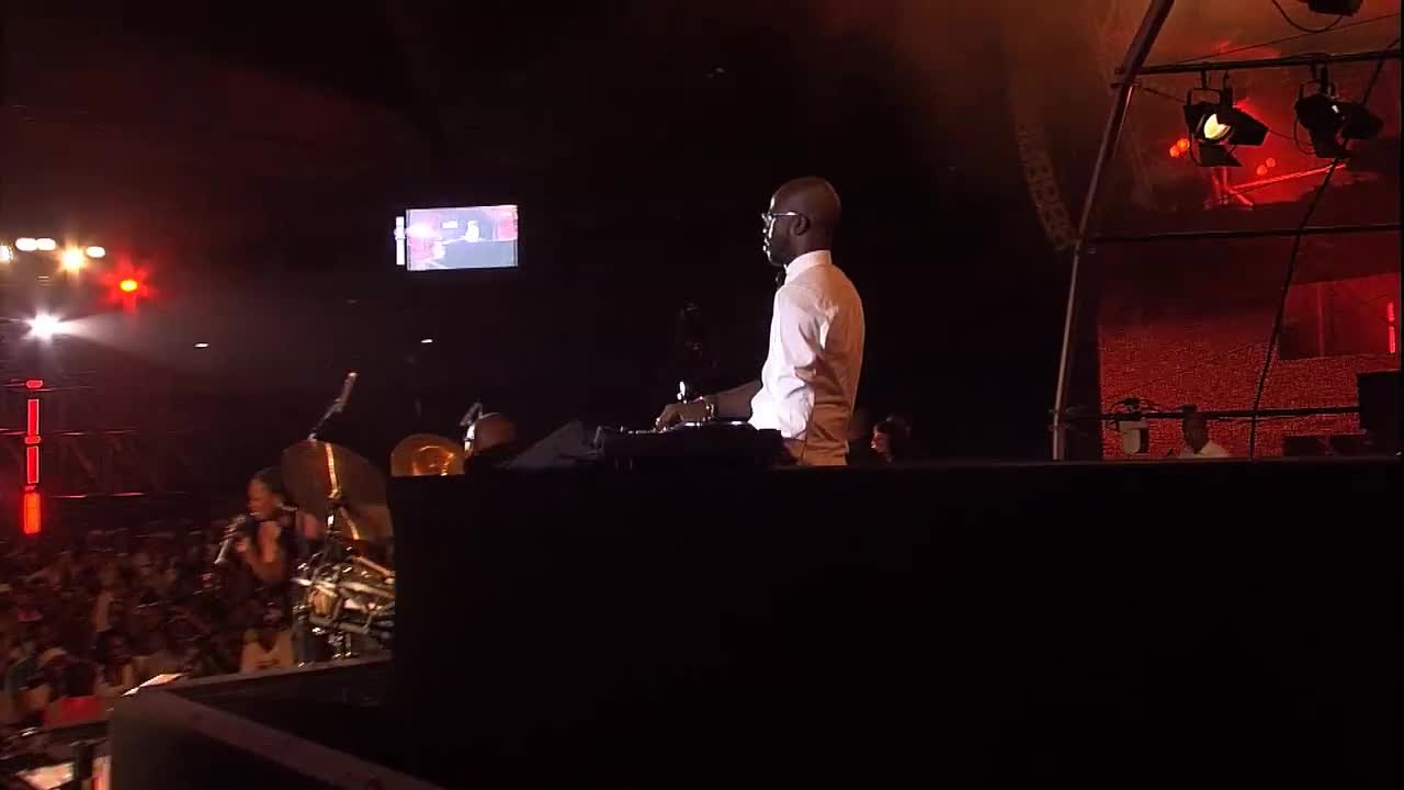 Black Coffee - Superman (feat. Bucie)