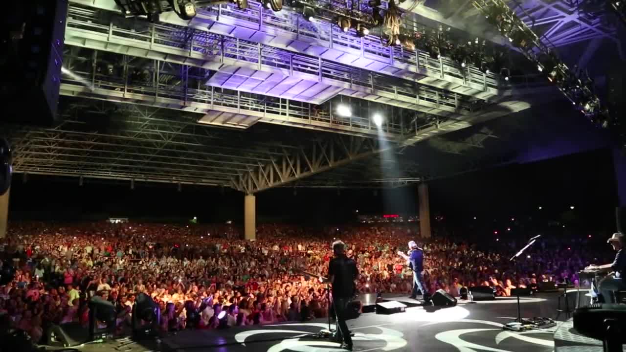 Blake Shelton - Neon Light