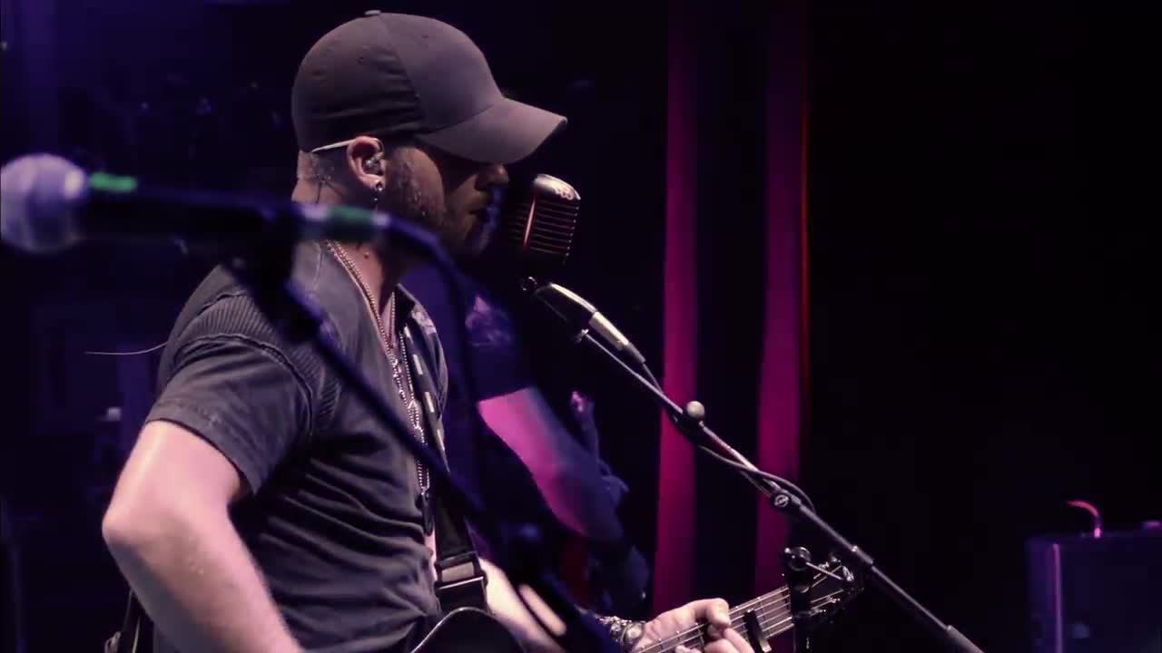 Brantley Gilbert - You Don't Know Her Like I Do