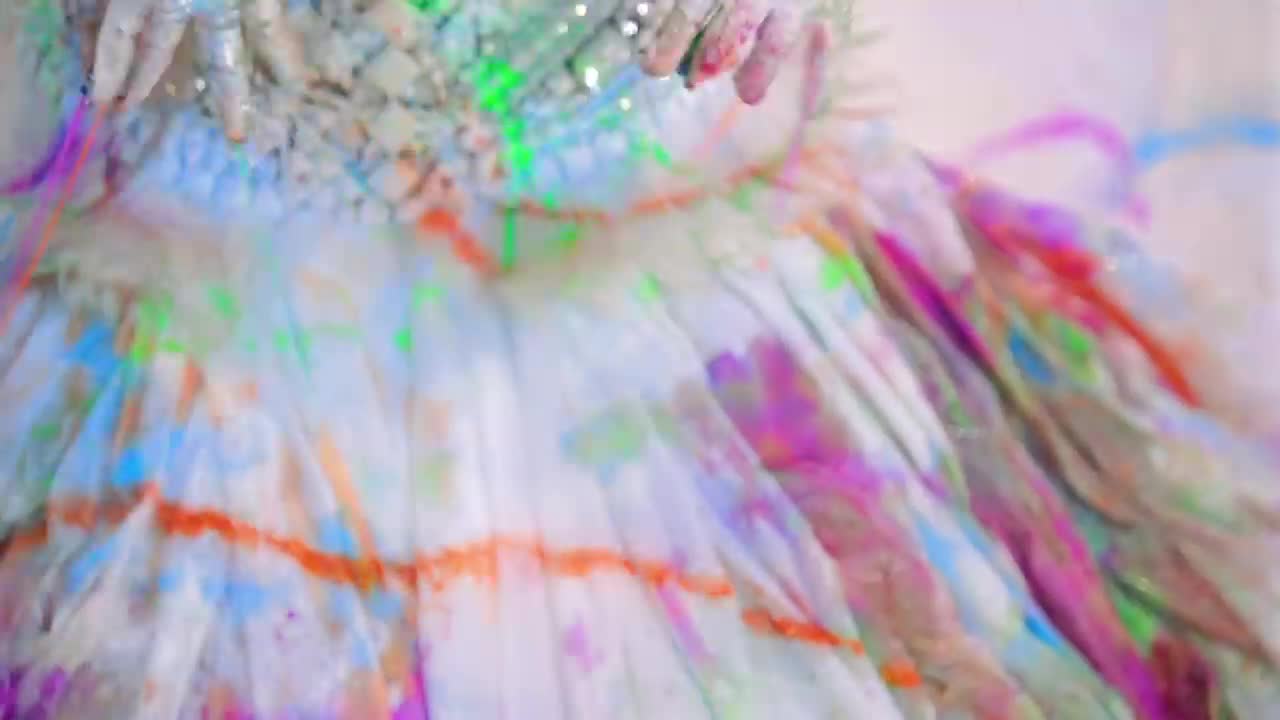 Britney Spears - Hold It Against Me