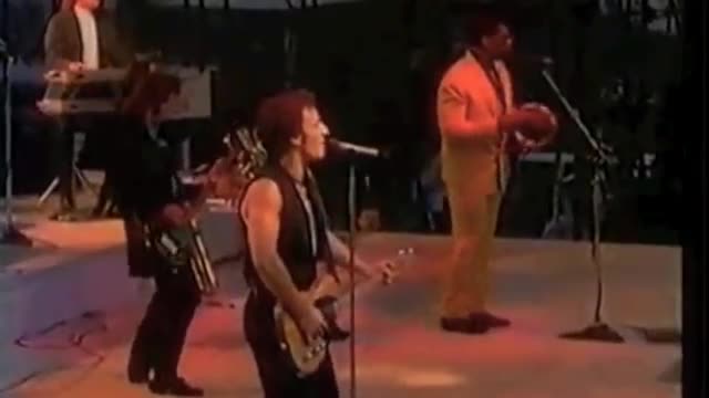 Bruce Springsteen - Chimes of Freedom