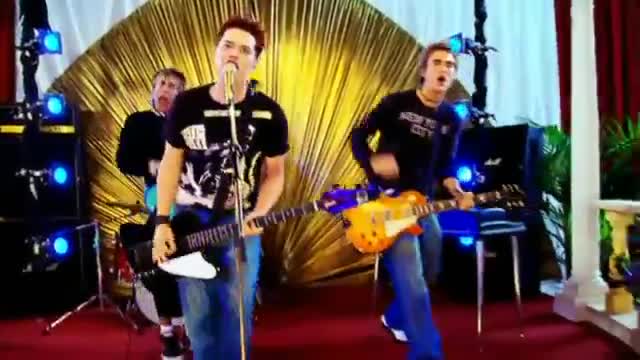 Busted - Crashed the Wedding