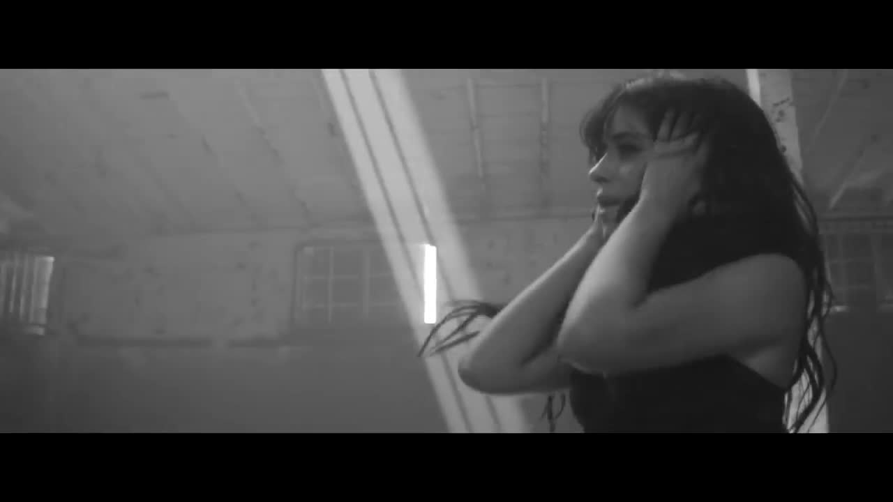 Camila Cabello - Crying in the Club