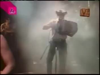 Carlos Vives - La gota fría