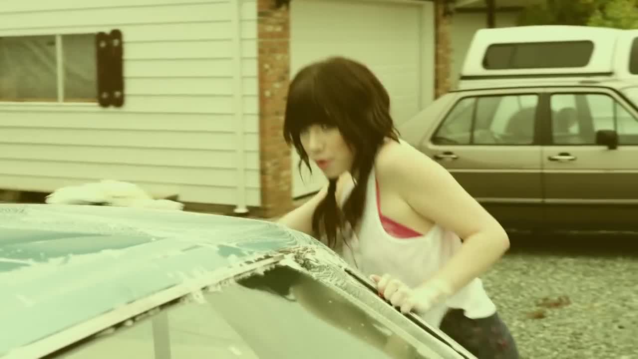 Carly Rae Jepsen - Call Me Maybe