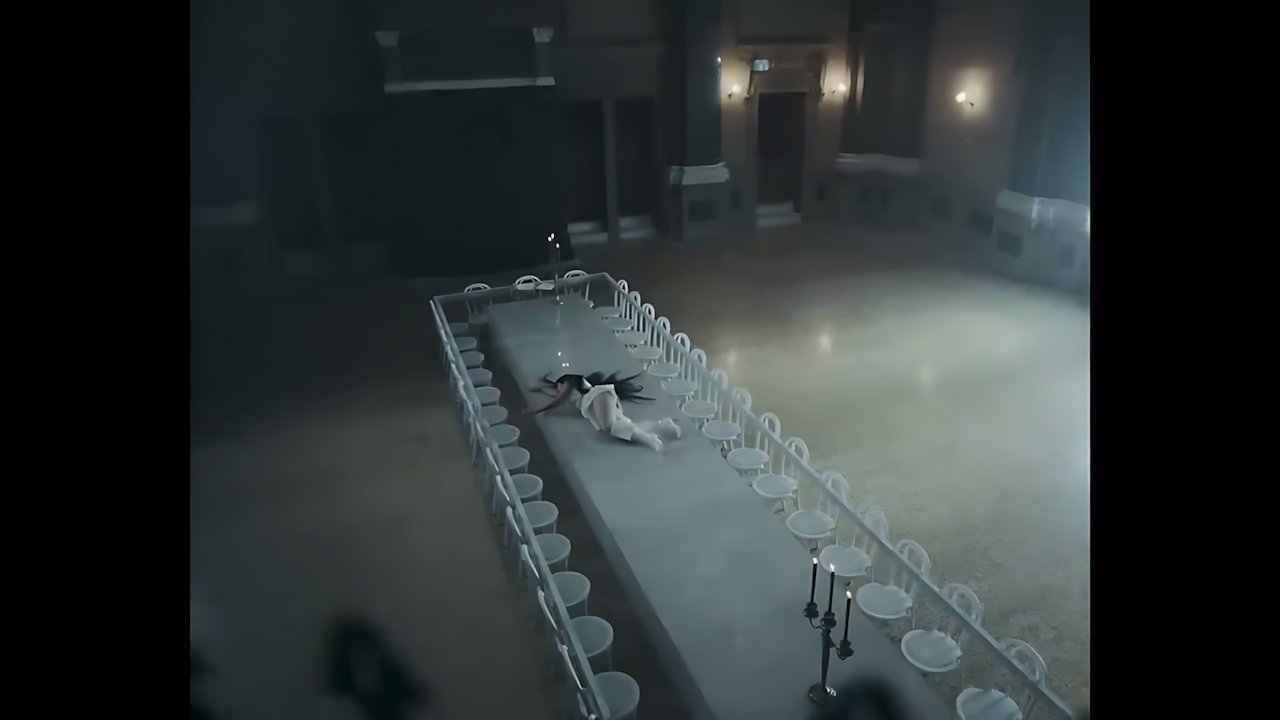 Charli xcx - Chains of Love