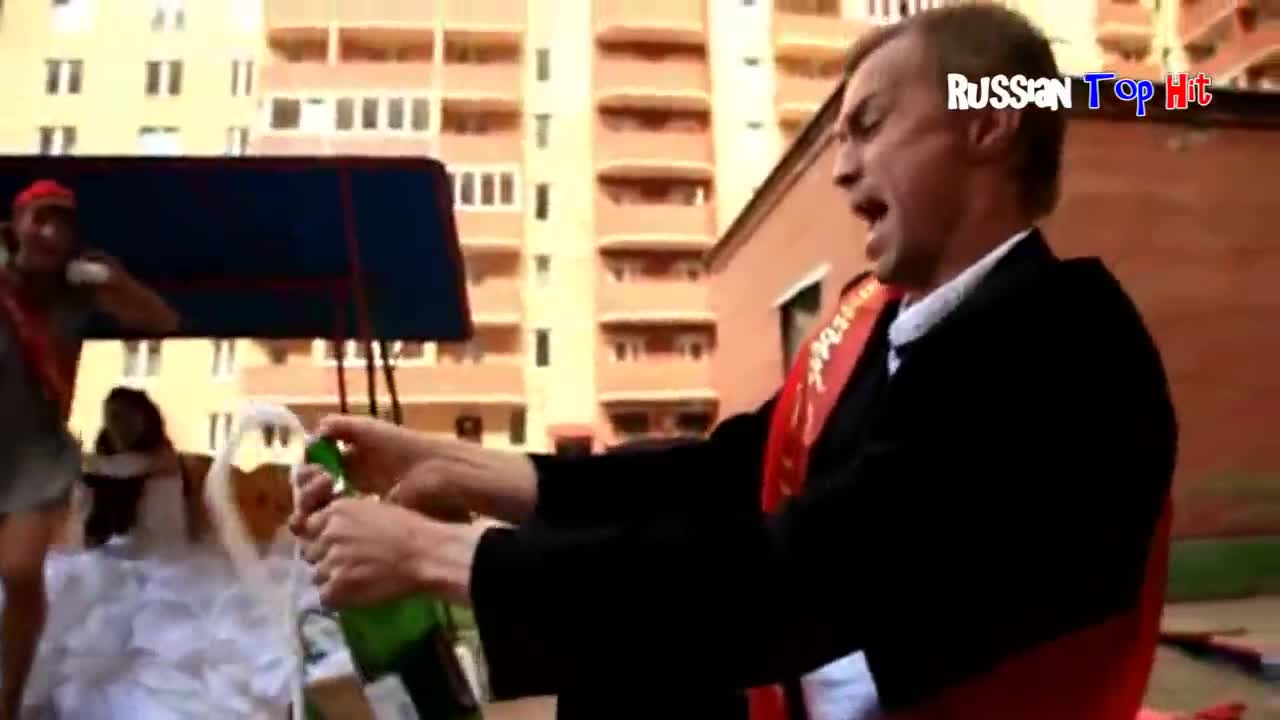 Чай вдвоём - Белое платье