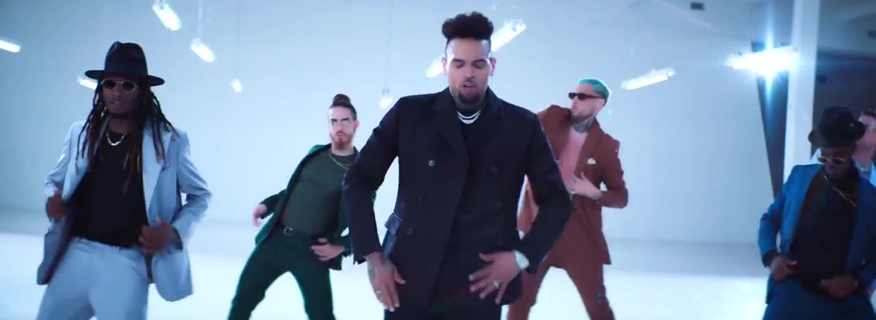 Chris Brown - Heat