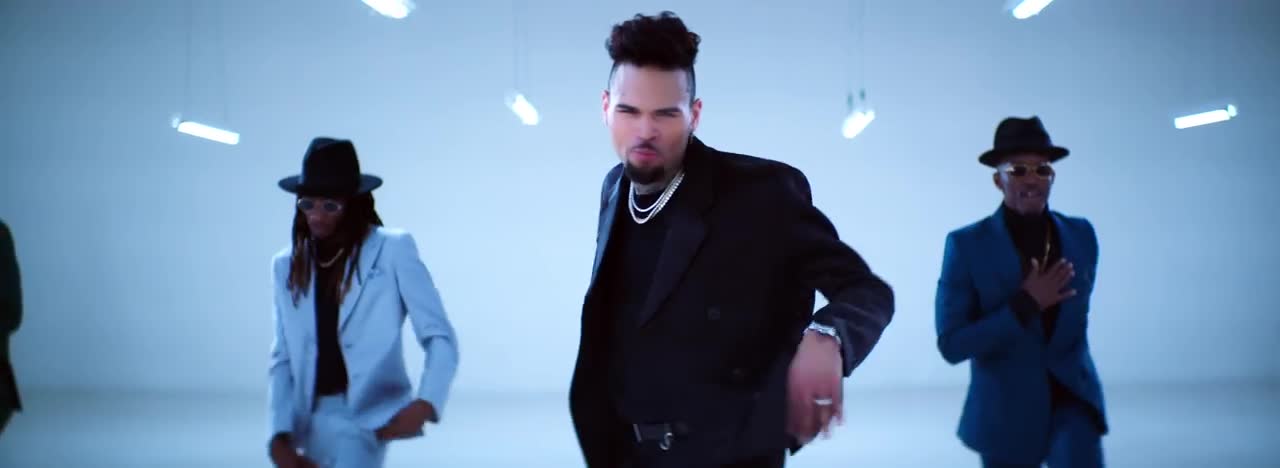 Chris Brown - Heat