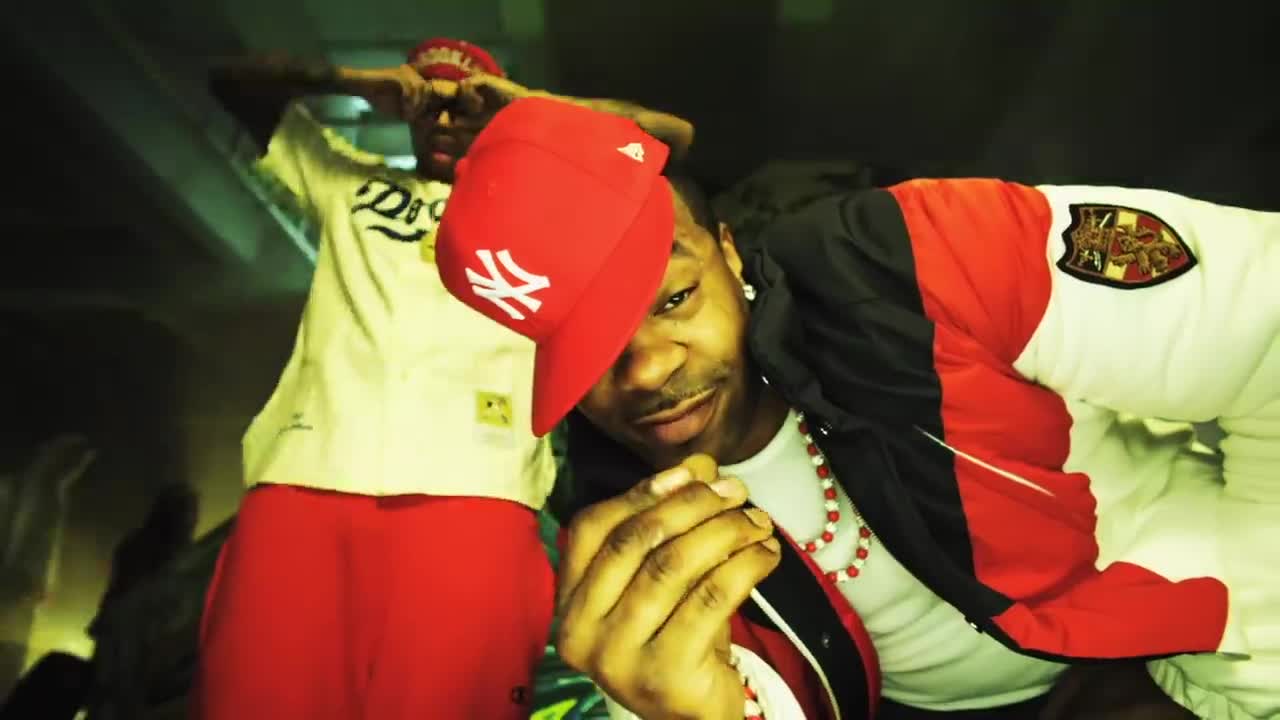 Chris Brown - Look at Me Now