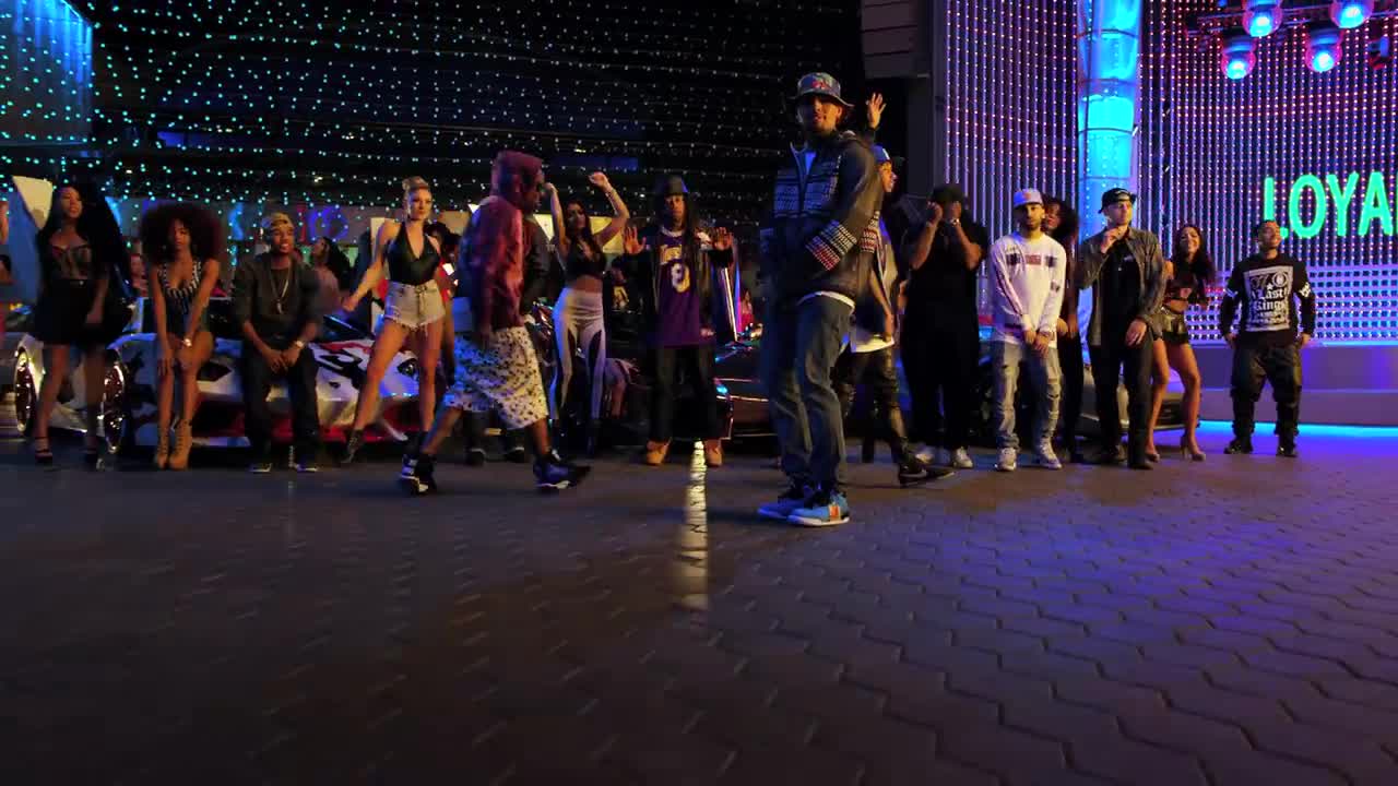 Chris Brown - Loyal (Explicit)