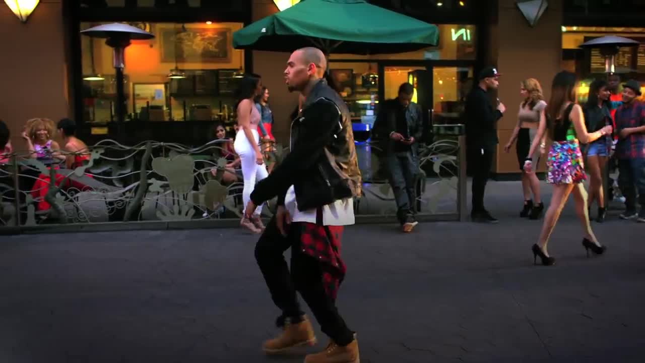 Chris Brown - Loyal (Explicit)
