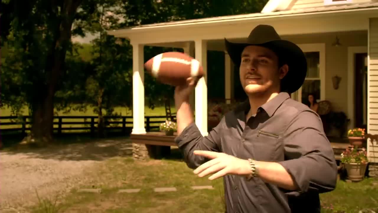 Chris Young - Voices