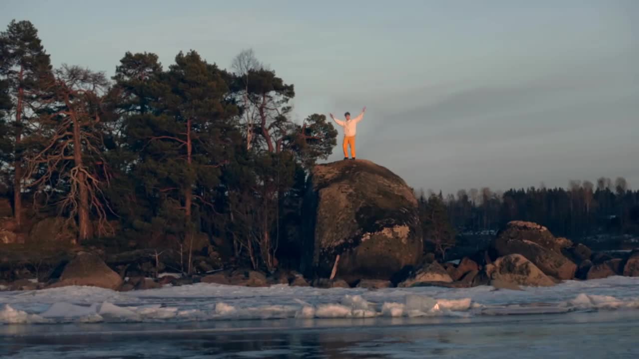 Clean Bandit - Dust Clears
