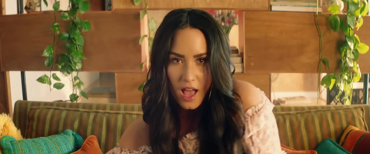 Clean Bandit - Solo (feat. Demi Lovato)