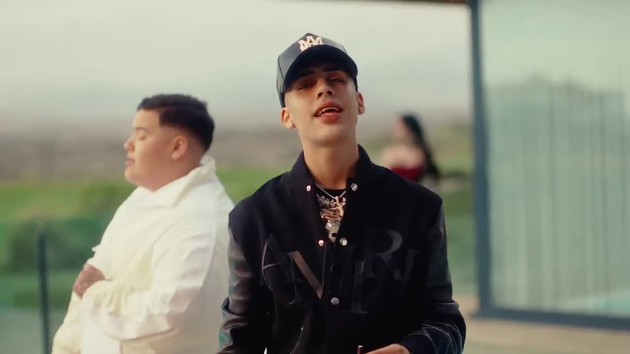 Cris MJ - Gata Only