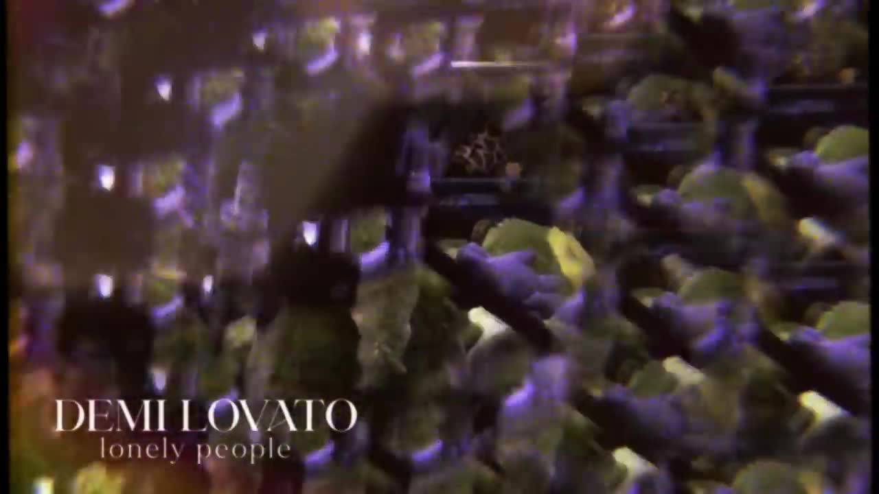 Demi Lovato - Lonely People