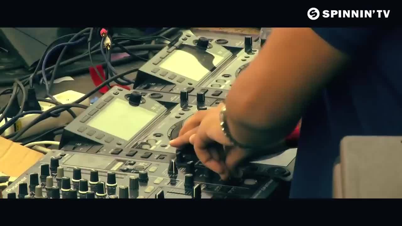 Dimitri Vegas & Like Mike - The Way We See the World