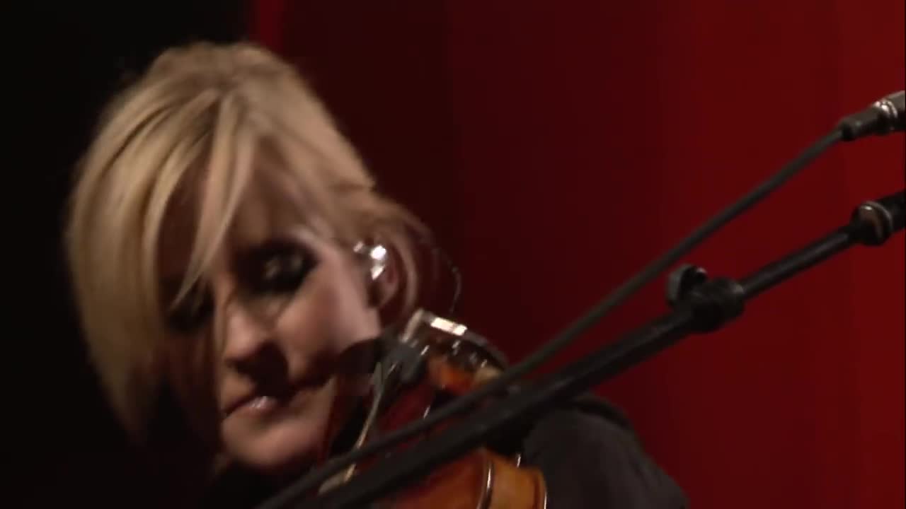 Dixie Chicks - Cowboy Take Me Away