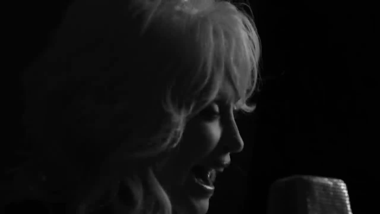 Dolly Parton - Girl in the Movies