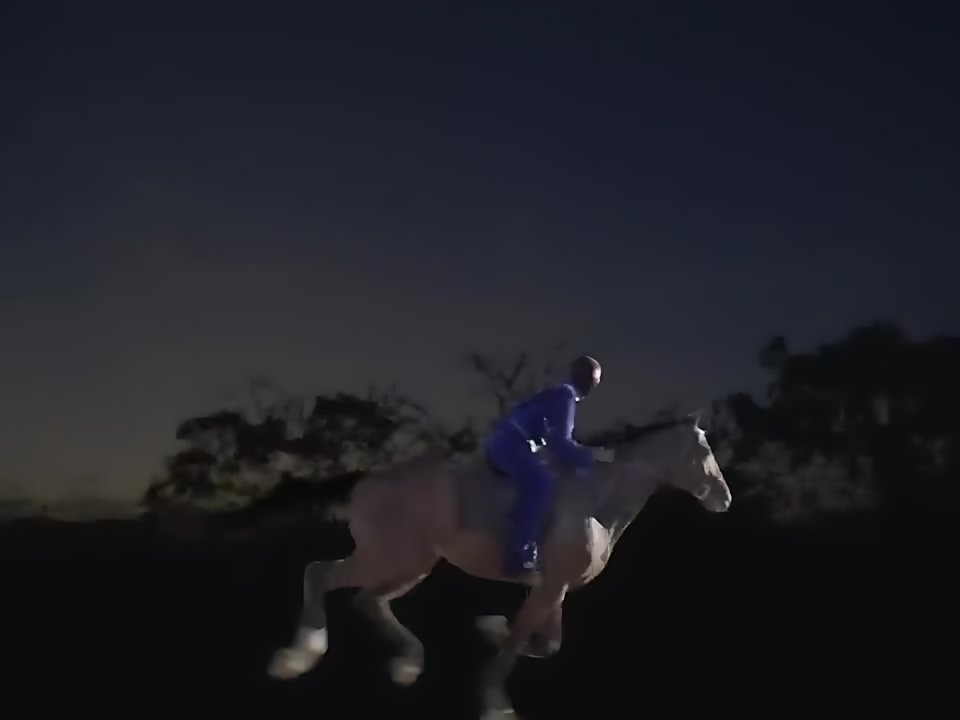 Eladio Carrión - THUNDER Y LIGHTNING
